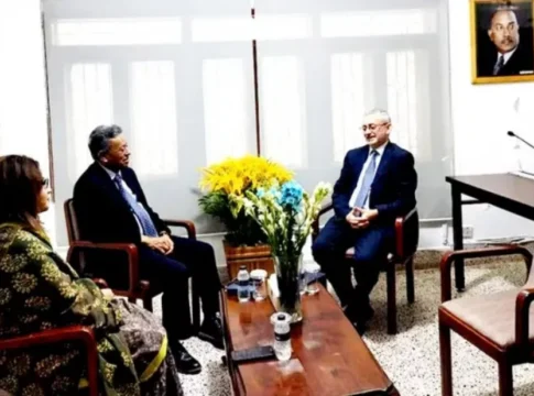 বিএনপি ও ইউরোপীয় ইউনিয়নের বৈঠক: উন্নয়ন অংশীদারিত্ব ও বিচার বিভাগের সংস্কার নিয়ে আশাবাদী আলোচনা