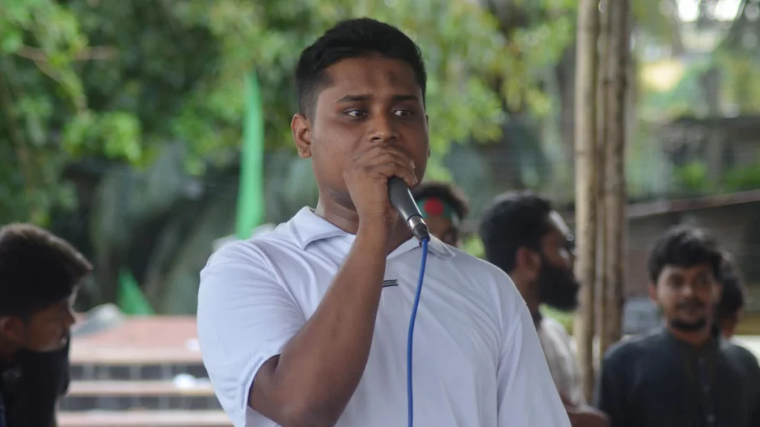 হাসনাত আব্দুল্লাহর পোস্টে ভুল তথ্যের অভিযোগ, দুদকের সতর্ক বার্তা