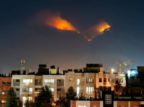 🇮🇷 মার্কিন হামলা না ভুয়া ভিডিও? সামাজিক মাধ্যমে ভাইরাল বিভ্রান্তি