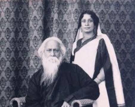 রবীন্দ্রনাথ ঠাকুর: সাহিত্যে নোবেল জয়ী প্রথম বাঙালি, ১৯১৩ সালে ‘গীতাঞ্জলি’ দিয়ে বিশ্বকে মুগ্ধ করেছিলেন