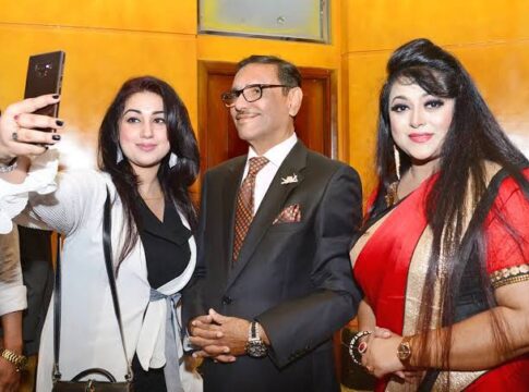 শৈশব ও প্রারম্ভিক জীবন