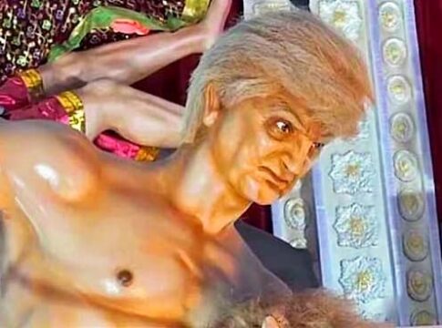 অসুর’ যখন ট্রাম্প: বাংলার দুর্গাপুজোয় শিল্প, রাজনীতি ও আন্তর্জাতিক সম্পর্কের প্রতিচ্ছবি