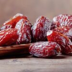 স্বাস্থ্য সুরক্ষায় প্রতিদিন সকালে খালি পেটে খেজুর: বিস্ময়কর ১০ উপকারিতা, যা নারী-পুরুষ উভয়ের জন্য অপরিহার্য