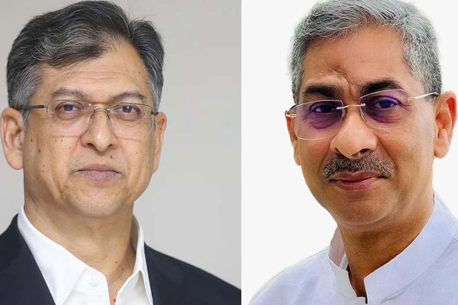 দেশের রাজনৈতিক রদবদল, স্বরাষ্ট্র ও এলজিআরডি মন্ত্রণালয়ের দায়িত্বপ্রাপ্ত দুই প্রধান নেতা সালাহউদ্দিন আহমেদ ও শহীদ উদ্দীন চৌধুরী এ্যানি